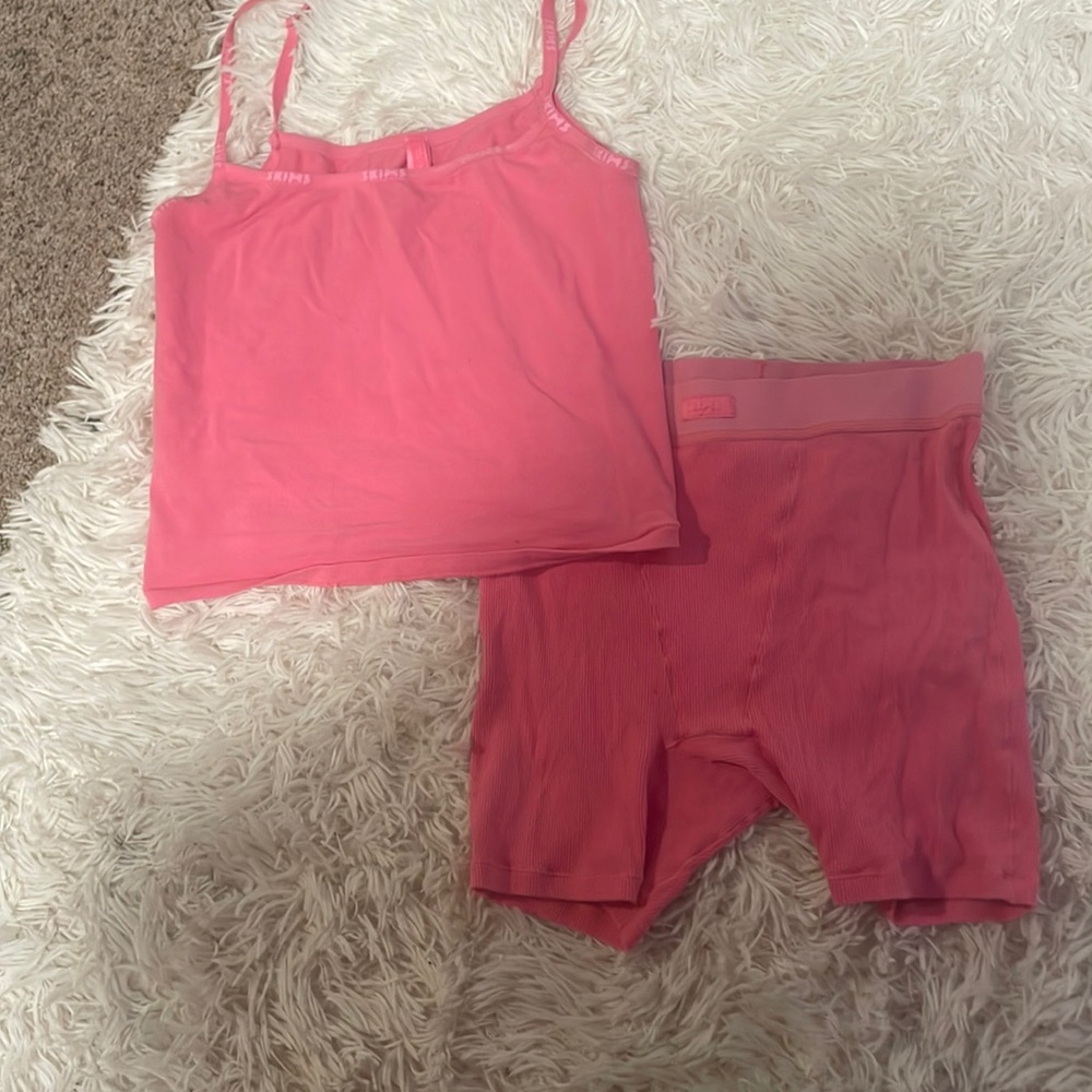 Skims Set - image 1